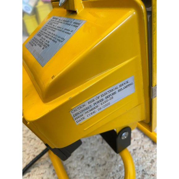 Portable Halogen Work light Tested - Picture 5 of 7